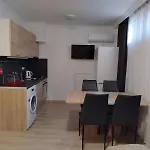 Sarafovo Apartman *